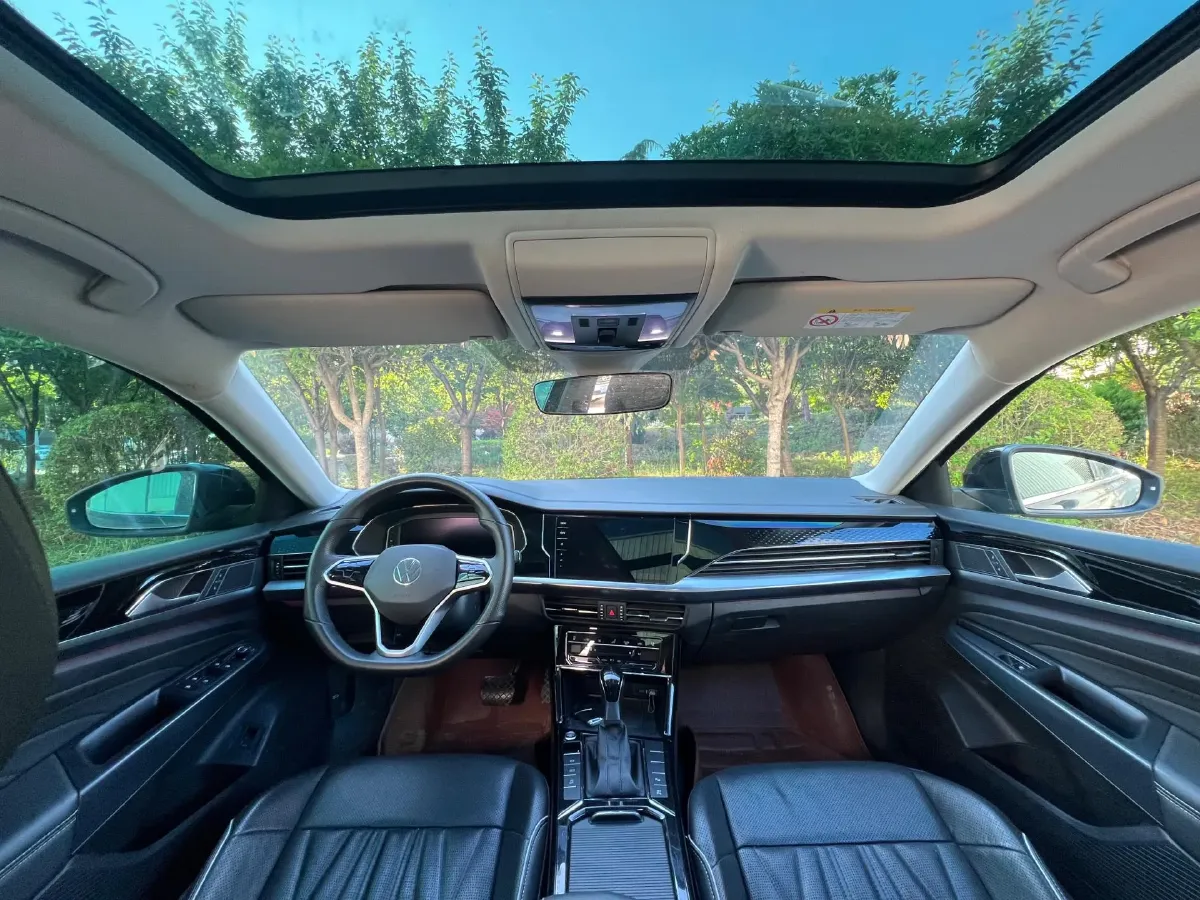 2023 Volkswagen Passat 2.0T 186HP L4 7DCT,autocango,china used car exporter,china ev exporter,chinese used car exporter,chinese used ev exporter