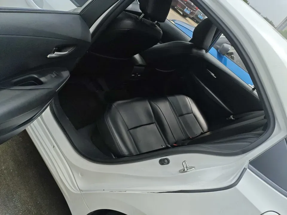 2023 Toyota Corolla 1.8L 98HP L4 E-CVT Hybrid,autocango,china used car exporter,china ev exporter,chinese used car exporter,chinese used ev exporter
