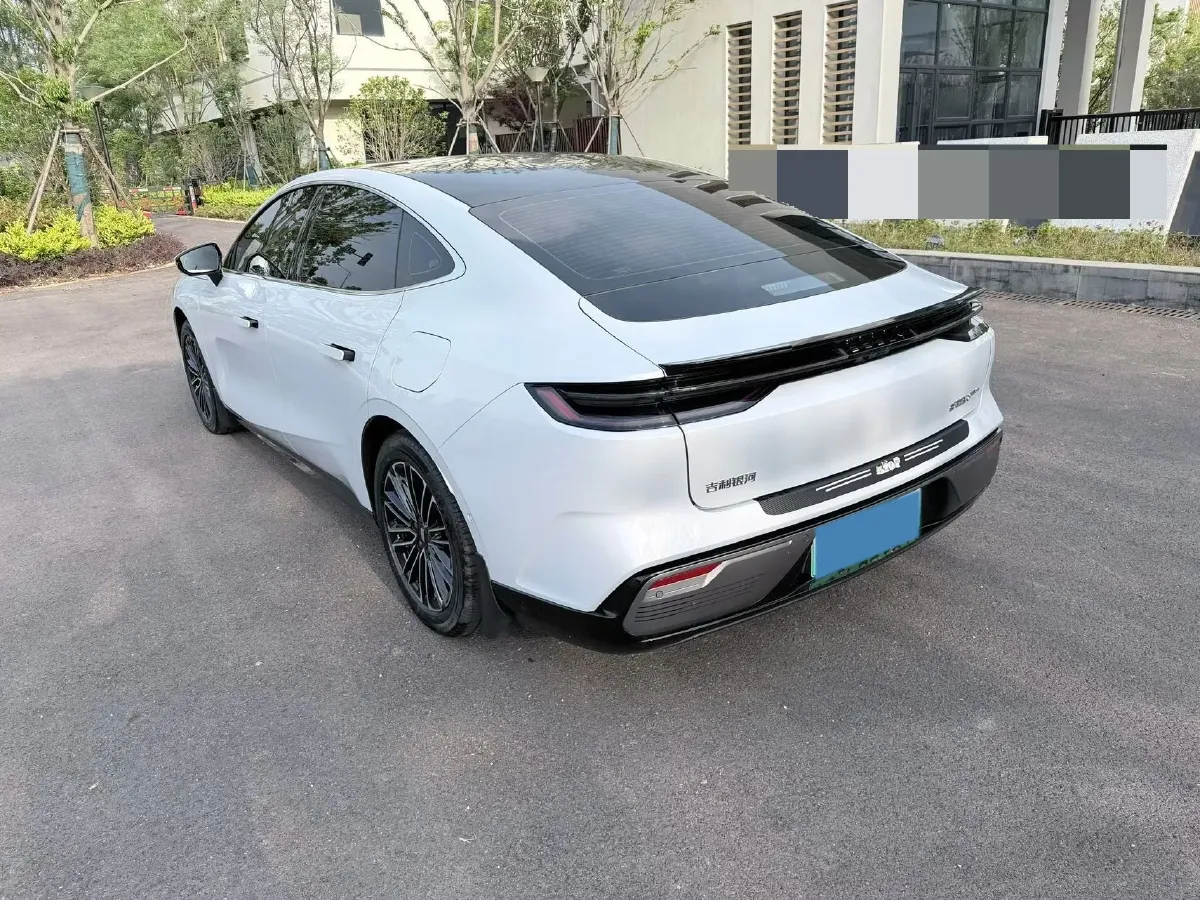 2025 Geely Galaxy Starshine 8 1.5L 112HP L4 1DHT PHEV,autocango,china used car exporter,china ev exporter,chinese used car exporter,chinese used ev exporter