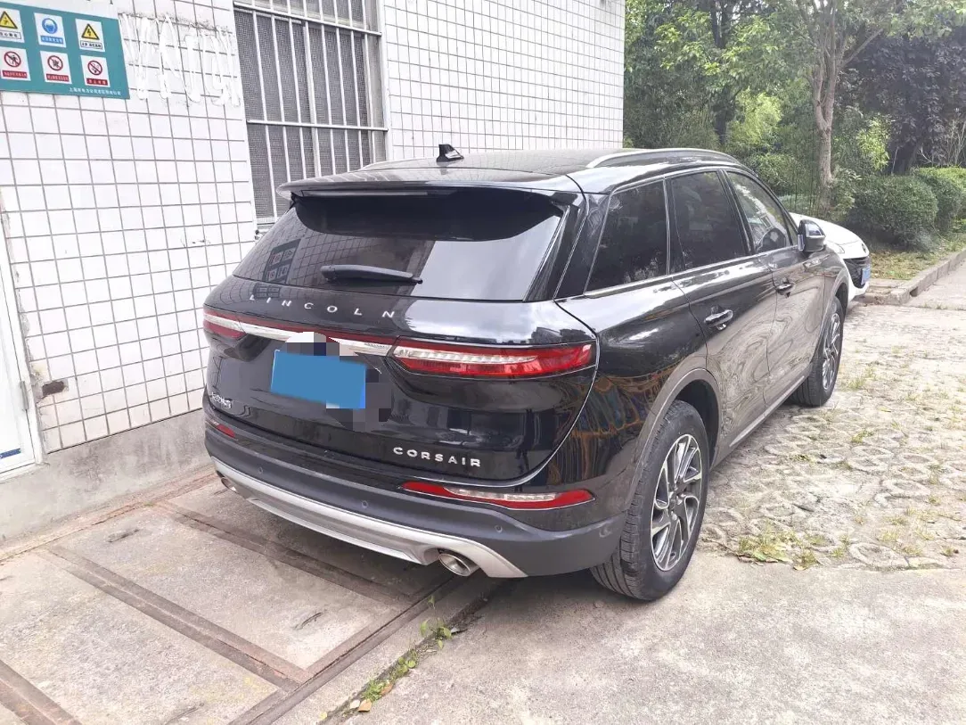 2022 Lincoln Corsair 2.0T 245HP L4 8AT,autocango,china used car exporter,china ev exporter,chinese used car exporter,chinese used ev exporter
