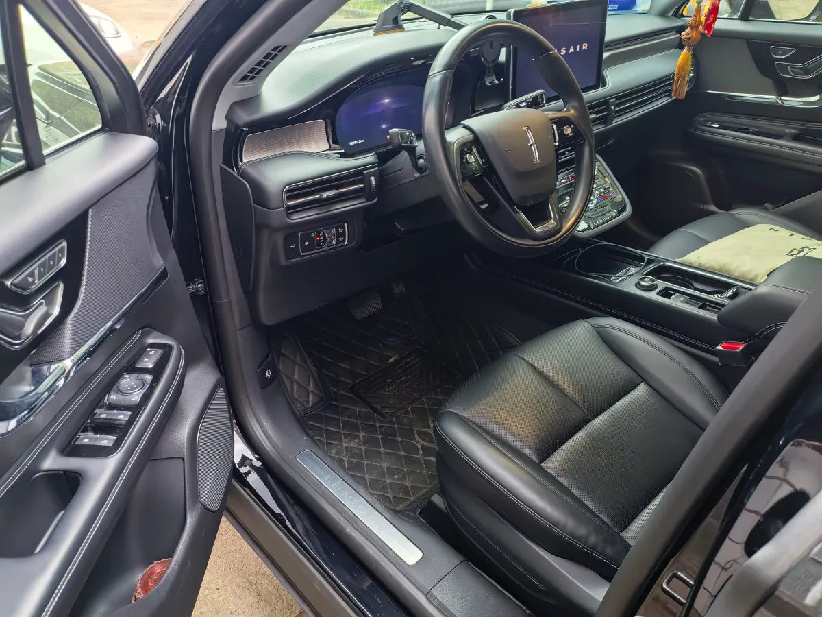 2022 Lincoln Corsair 2.0T 245HP L4 8AT,autocango,china used car exporter,china ev exporter,chinese used car exporter,chinese used ev exporter