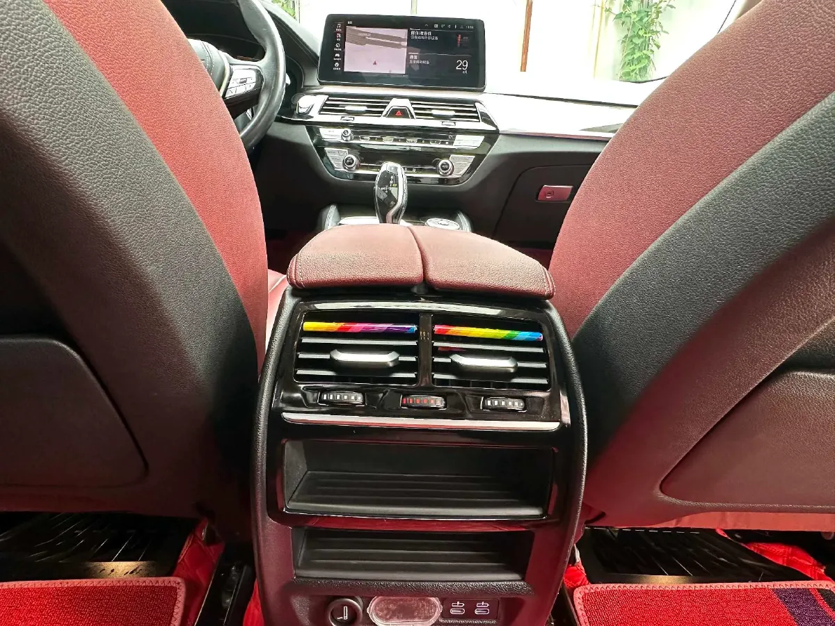 2021 BMW 5 Series 2.0T 184HP L4 8AT,autocango,china used car exporter,china ev exporter,chinese used car exporter,chinese used ev exporter