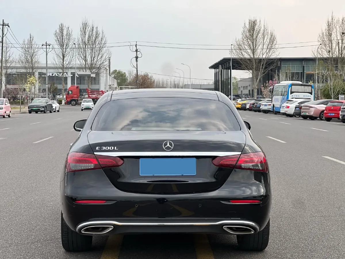 2021 Mercedes-Benz E Class 2.0T 258HP L4 9AT,autocango,china used car exporter,china ev exporter,chinese used car exporter,chinese used ev exporter