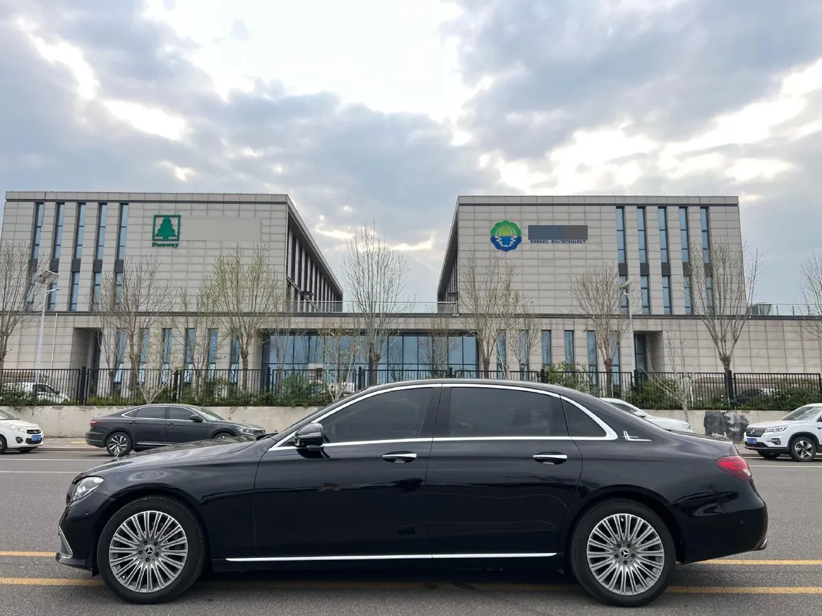 2021 Mercedes-Benz E Class 2.0T 258HP L4 9AT,autocango,china used car exporter,china ev exporter,chinese used car exporter,chinese used ev exporter