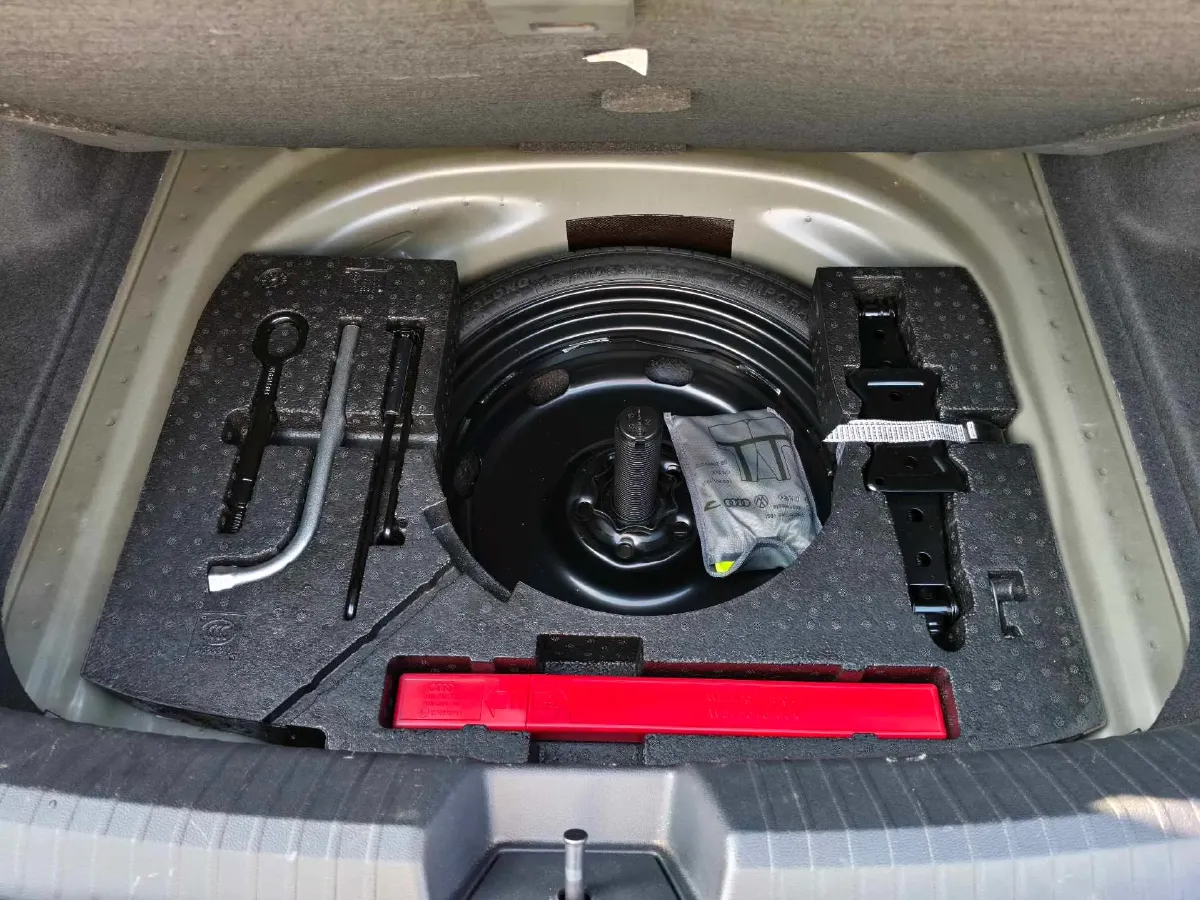 2024 Volkswagen Sagitar 1.5T 160HP L4 7DCT,autocango,china used car exporter,china ev exporter,chinese used car exporter,chinese used ev exporter