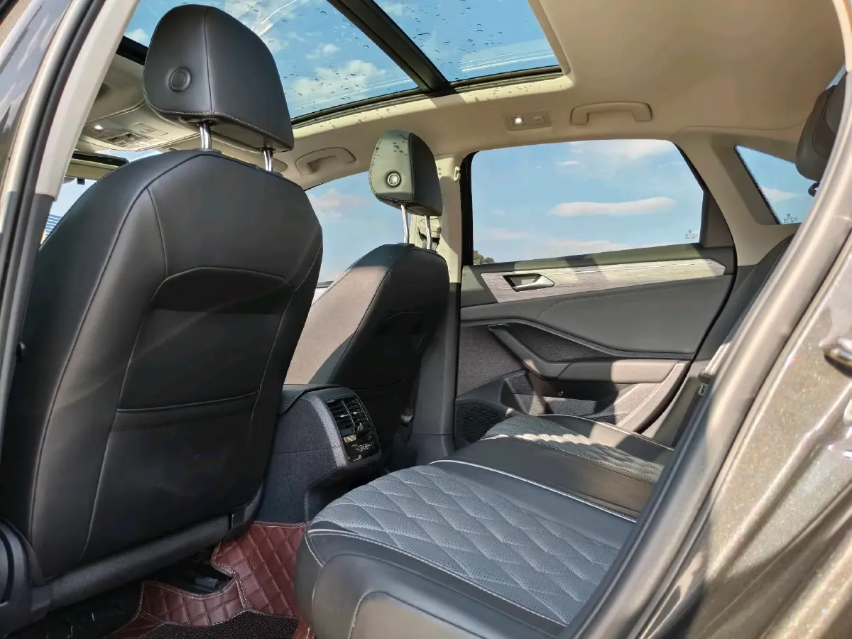 2024 Volkswagen Sagitar 1.5T 160HP L4 7DCT,autocango,china used car exporter,china ev exporter,chinese used car exporter,chinese used ev exporter