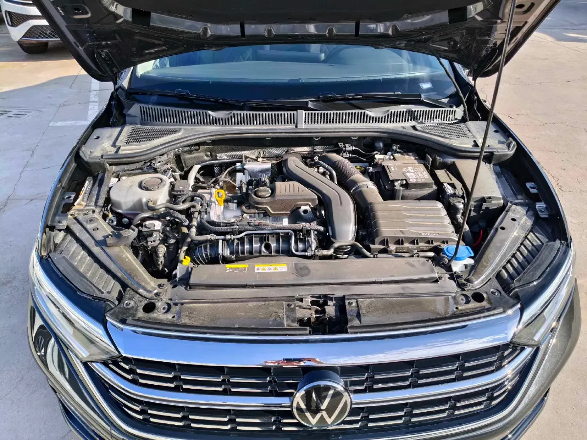 2024 Volkswagen Sagitar 1.5T 160HP L4 7DCT,autocango,china used car exporter,china ev exporter,chinese used car exporter,chinese used ev exporter