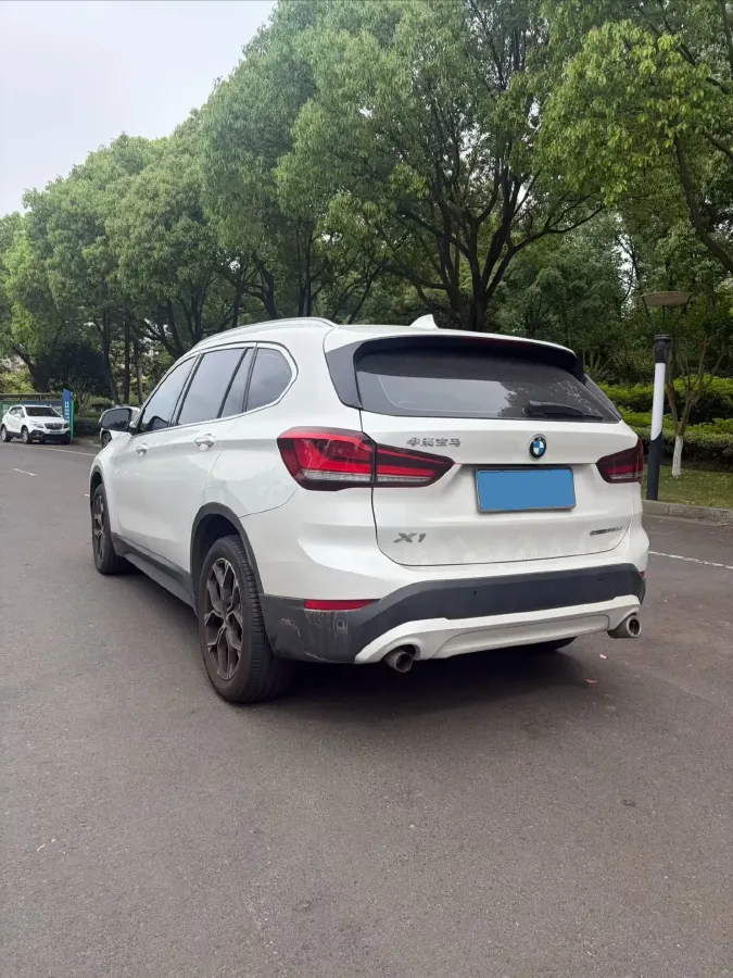 2022 BMW X1 2.0T 192HP L4 7DCT,autocango,china used car exporter,china ev exporter,chinese used car exporter,chinese used ev exporter