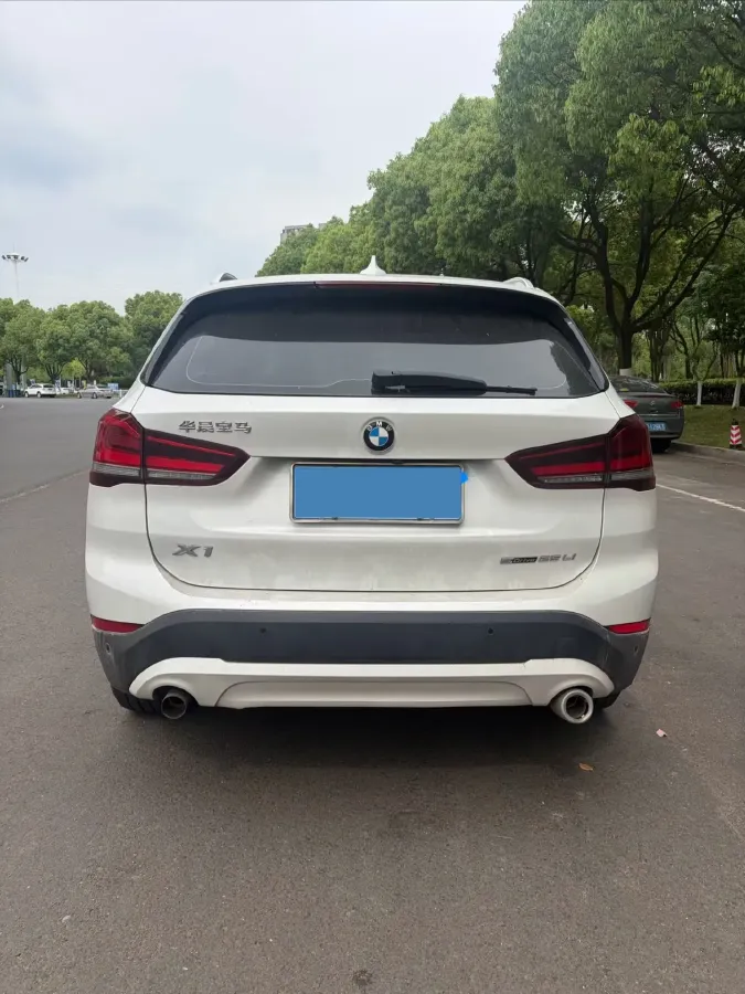2022 BMW X1 2.0T 192HP L4 7DCT,autocango,china used car exporter,china ev exporter,chinese used car exporter,chinese used ev exporter