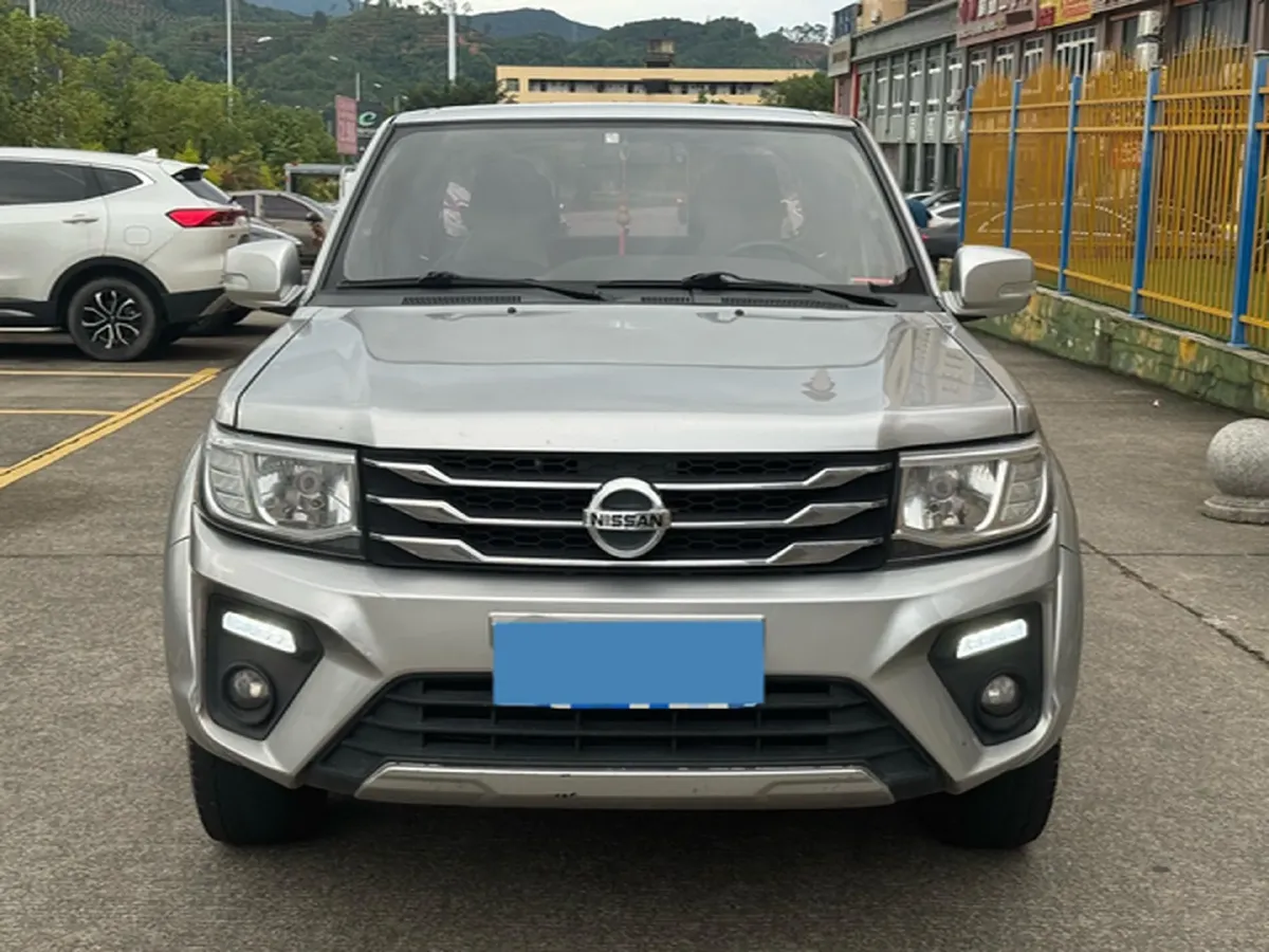 2021 Dongfeng RuiQi 2.4T 165HP L4 5MT,autocango,china used car exporter,china ev exporter,chinese used car exporter,chinese used ev exporter