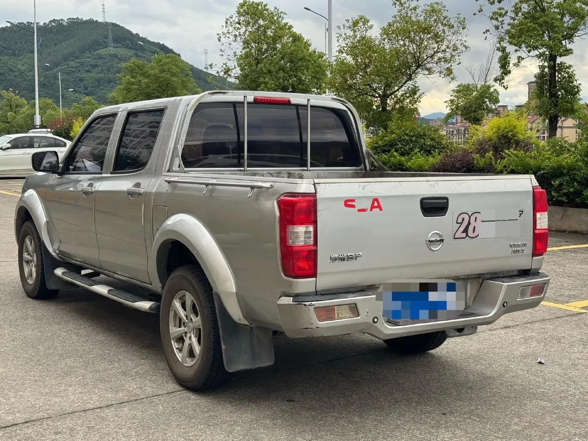 2021 Dongfeng RuiQi 2.4T 165HP L4 5MT,autocango,china used car exporter,china ev exporter,chinese used car exporter,chinese used ev exporter