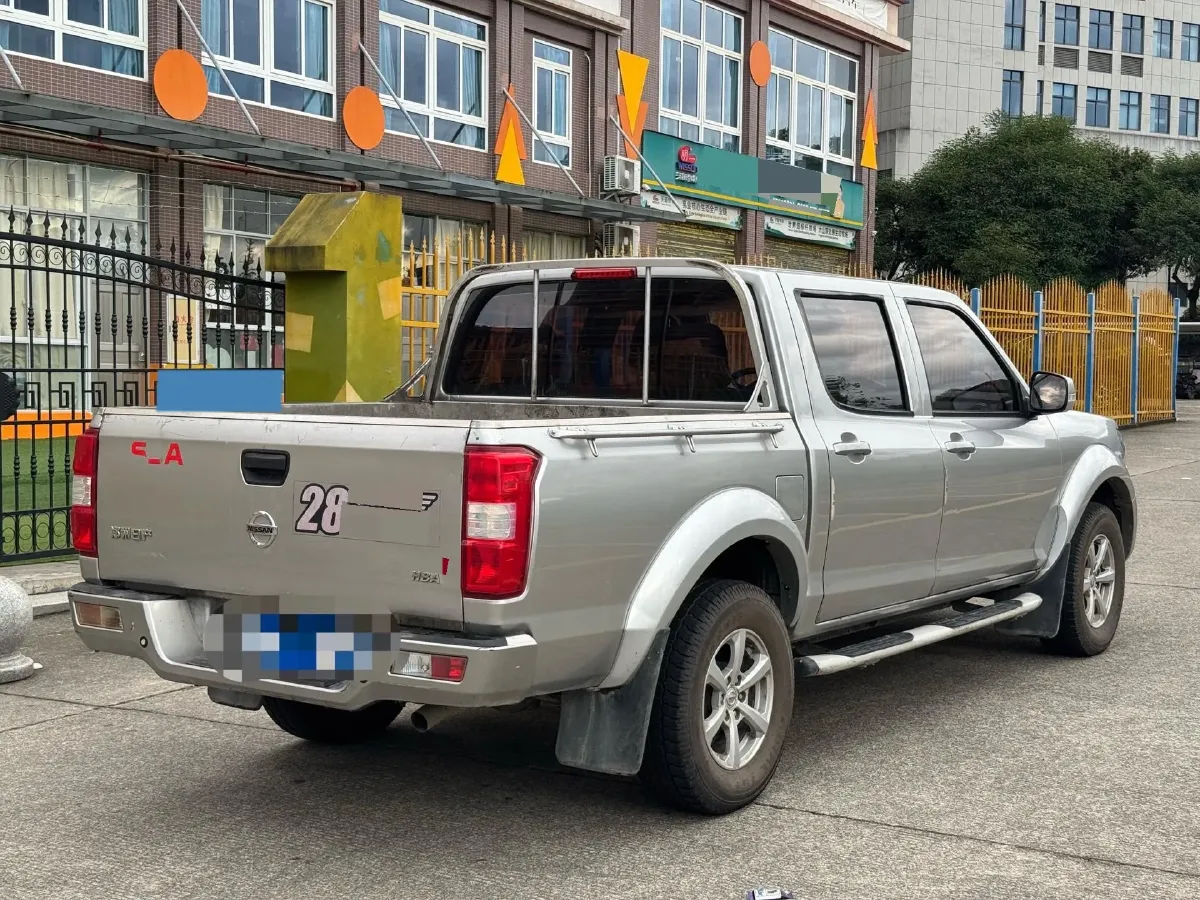 2021 Dongfeng RuiQi 2.4T 165HP L4 5MT,autocango,china used car exporter,china ev exporter,chinese used car exporter,chinese used ev exporter