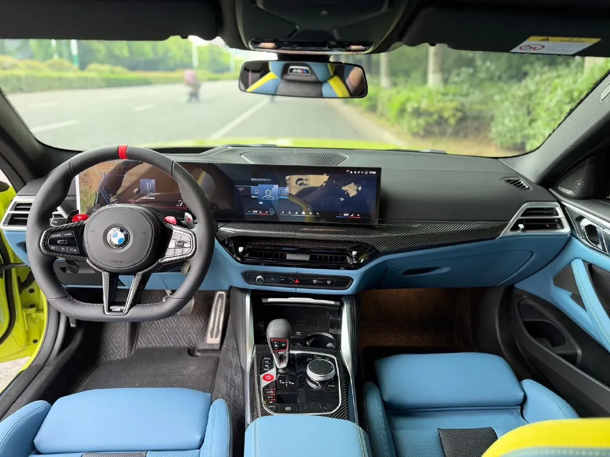2024 BMW M4 3.0T 530HP L6 8AT,autocango,china used car exporter,china ev exporter,chinese used car exporter,chinese used ev exporter