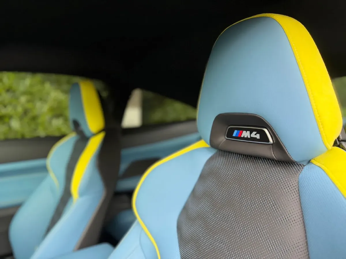 2024 BMW M4 3.0T 530HP L6 8AT,autocango,china used car exporter,china ev exporter,chinese used car exporter,chinese used ev exporter
