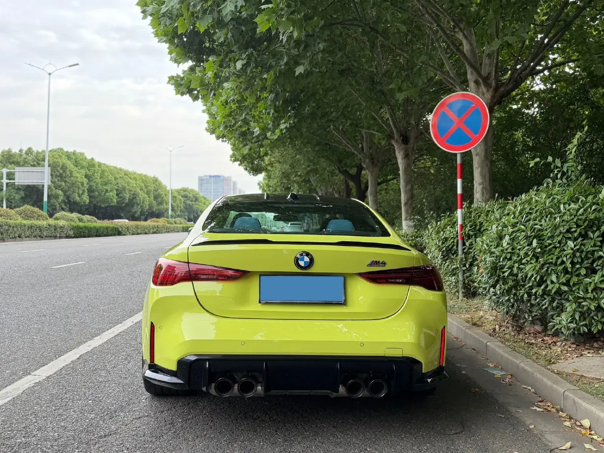 2024 BMW M4 3.0T 530HP L6 8AT,autocango,china used car exporter,china ev exporter,chinese used car exporter,chinese used ev exporter