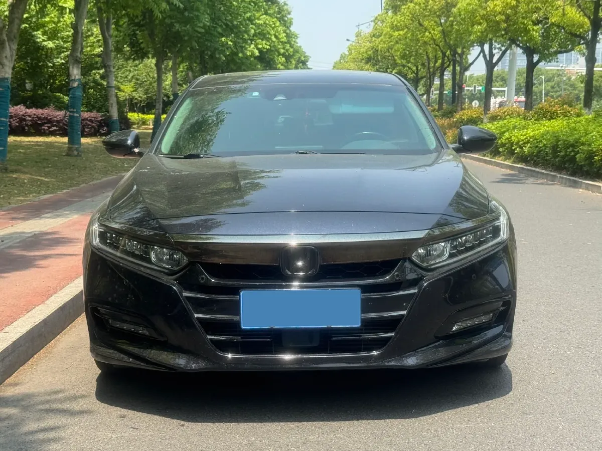 2021 Honda Accord 1.5T 194HP L4 CVT,autocango,china used car exporter,china ev exporter,chinese used car exporter,chinese used ev exporter