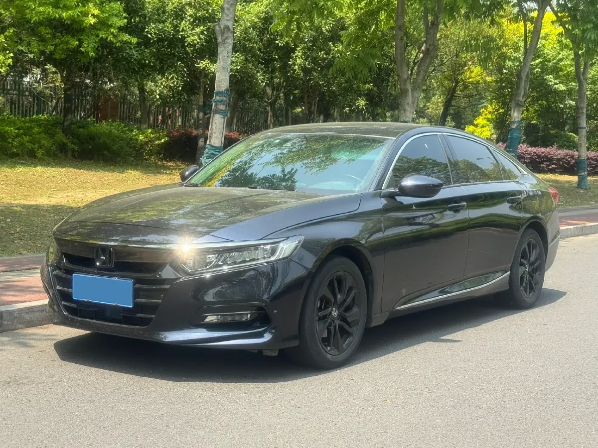 2021 Honda Accord 1.5T 194HP L4 CVT,autocango,china used car exporter,china ev exporter,chinese used car exporter,chinese used ev exporter