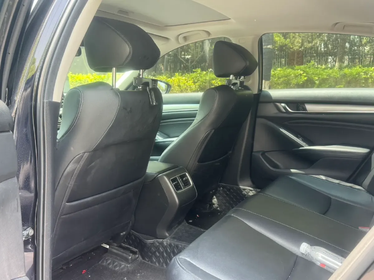2021 Honda Accord 1.5T 194HP L4 CVT,autocango,china used car exporter,china ev exporter,chinese used car exporter,chinese used ev exporter