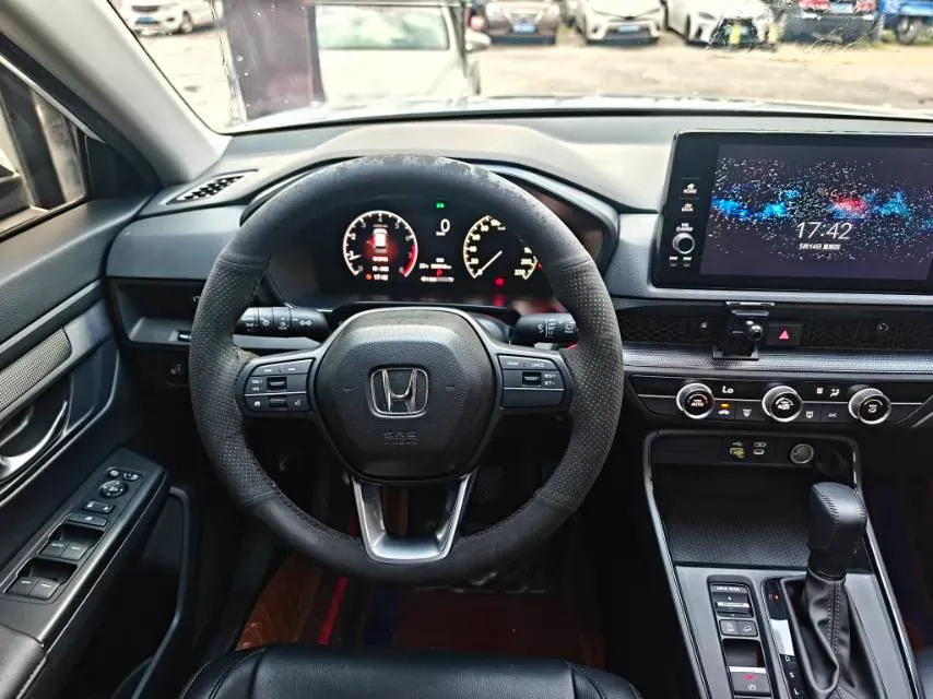 2023 Honda CR-V 1.5T 193HP L4 CVT,autocango,china used car exporter,china ev exporter,chinese used car exporter,chinese used ev exporter