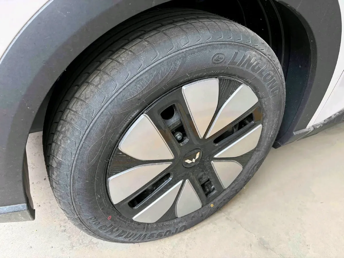 2025 WuLing HongGuang New Energy REEV 99HP REEV,autocango,china used car exporter,china ev exporter,chinese used car exporter,chinese used ev exporter
