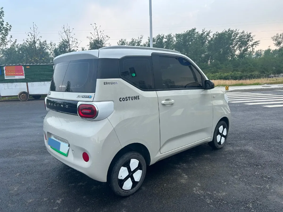 2024 WuLing HongGuang MINI EV BEV 17.3KWH,autocango,china used car exporter,china ev exporter,chinese used car exporter,chinese used ev exporter