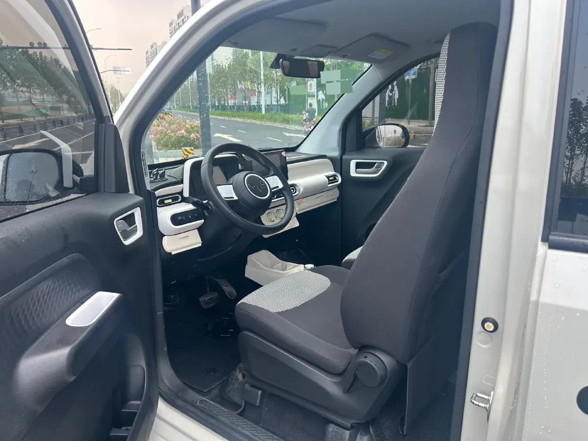 2024 WuLing HongGuang MINI EV BEV 17.3KWH,autocango,china used car exporter,china ev exporter,chinese used car exporter,chinese used ev exporter