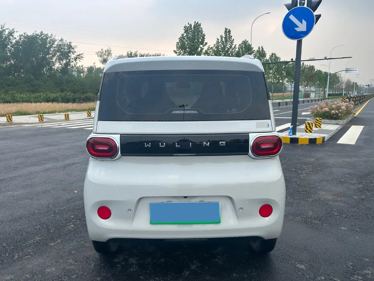 2024 WuLing HongGuang MINI EV BEV 17.3KWH,autocango,china used car exporter,china ev exporter,chinese used car exporter,chinese used ev exporter