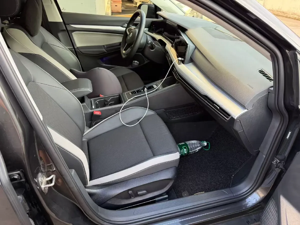 2021 Volkswagen Golf 1.4T 150HP L4 7DCT,autocango,china used car exporter,china ev exporter,chinese used car exporter,chinese used ev exporter