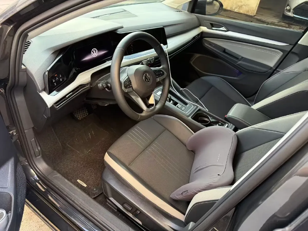 2021 Volkswagen Golf 1.4T 150HP L4 7DCT,autocango,china used car exporter,china ev exporter,chinese used car exporter,chinese used ev exporter