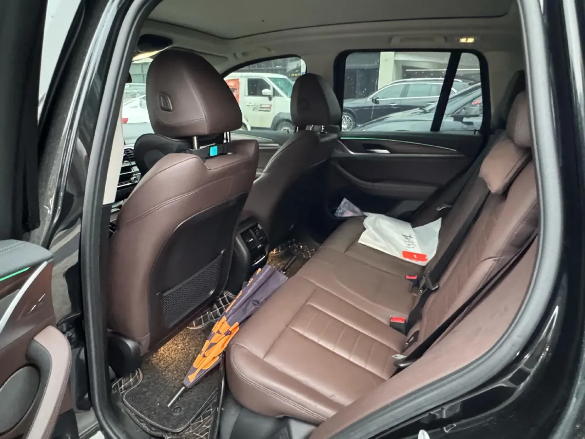 2021 BMW X3 2.0T 224HP L4 8AT,autocango,china used car exporter,china ev exporter,chinese used car exporter,chinese used ev exporter