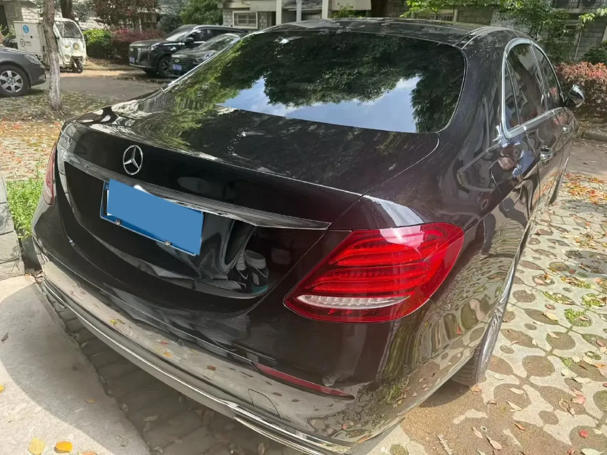 2020 Mercedes-Benz E Class 2.0T 258HP L4 9AT,autocango,china used car exporter,china ev exporter,chinese used car exporter,chinese used ev exporter