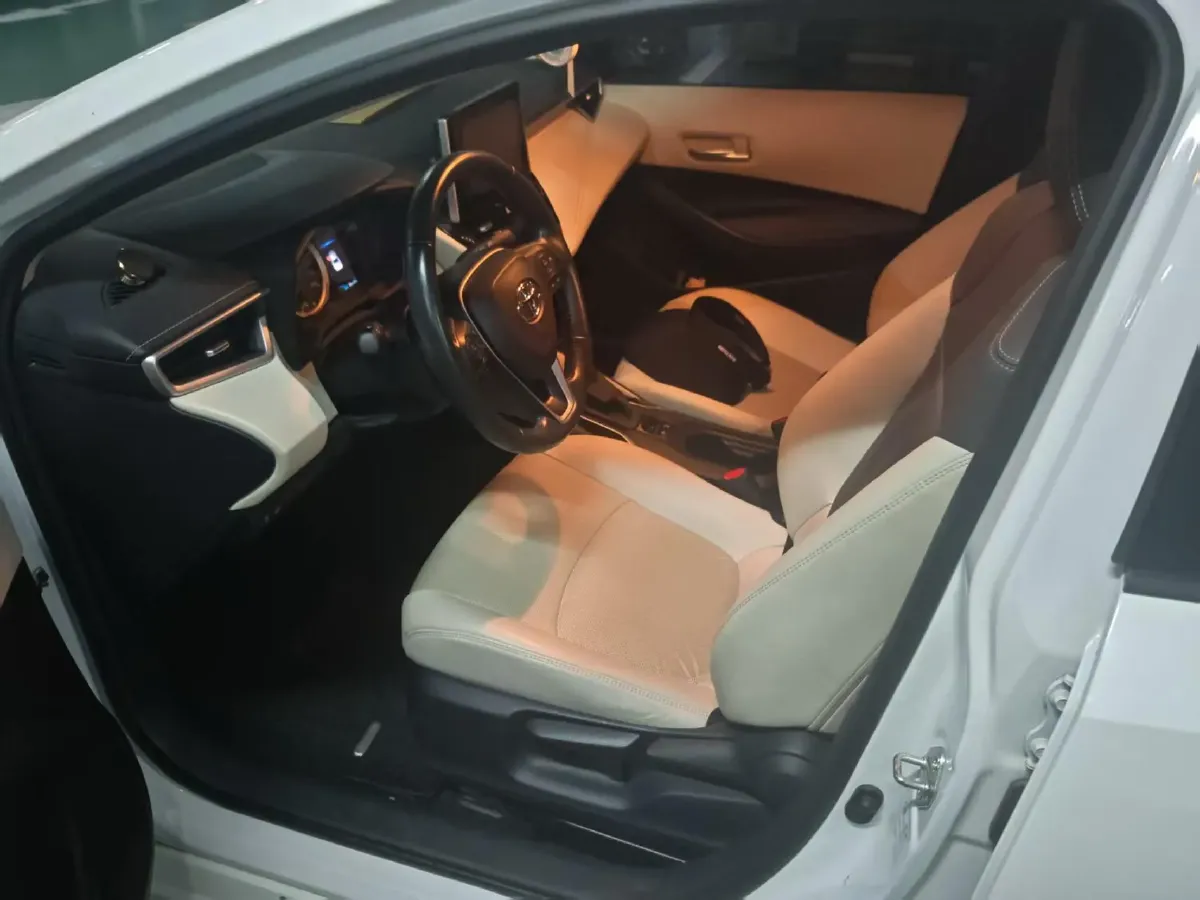 2021 Toyota Corolla 1.2T 116HP L4 CVT,autocango,china used car exporter,china ev exporter,chinese used car exporter,chinese used ev exporter