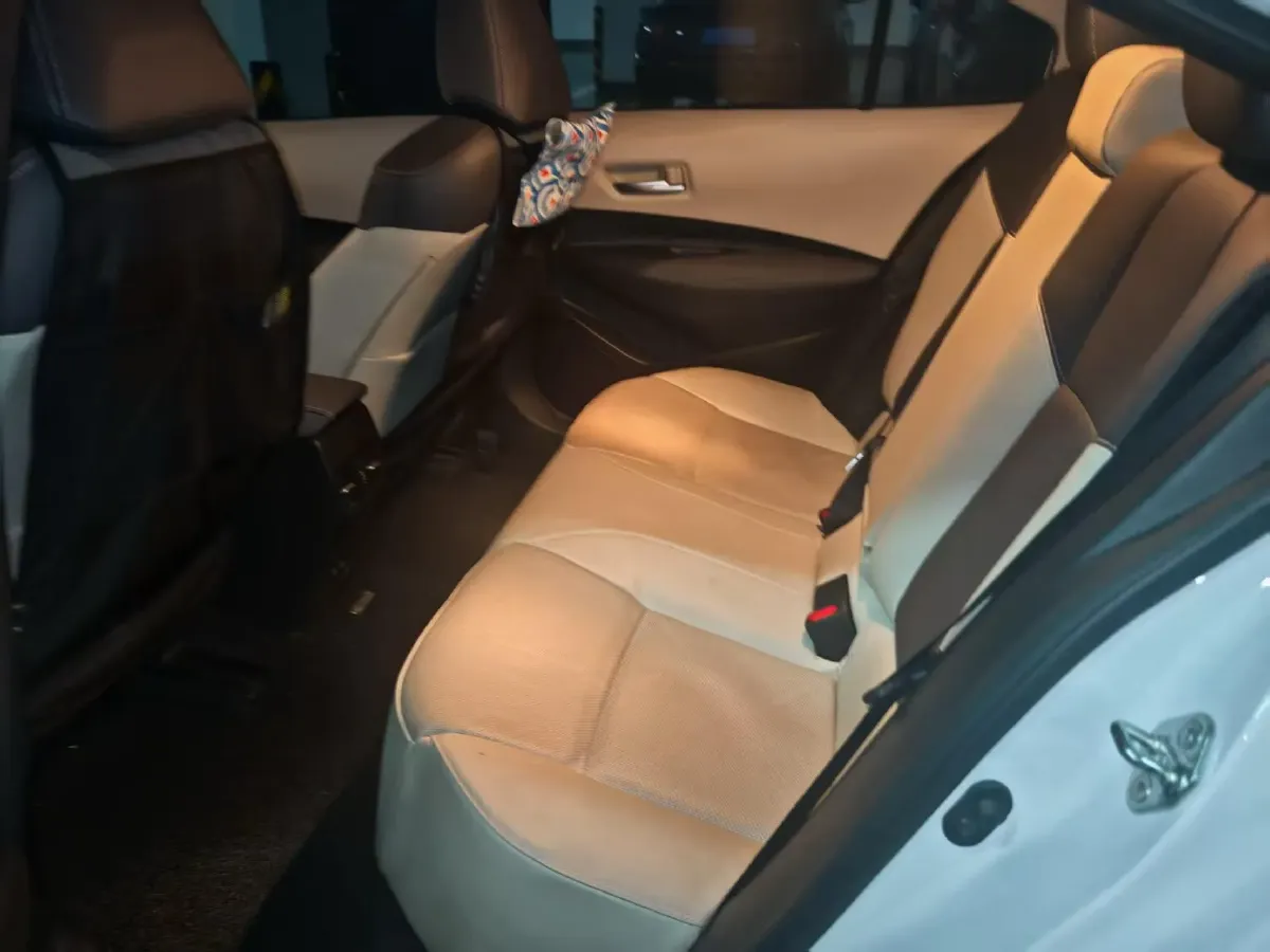 2021 Toyota Corolla 1.2T 116HP L4 CVT,autocango,china used car exporter,china ev exporter,chinese used car exporter,chinese used ev exporter