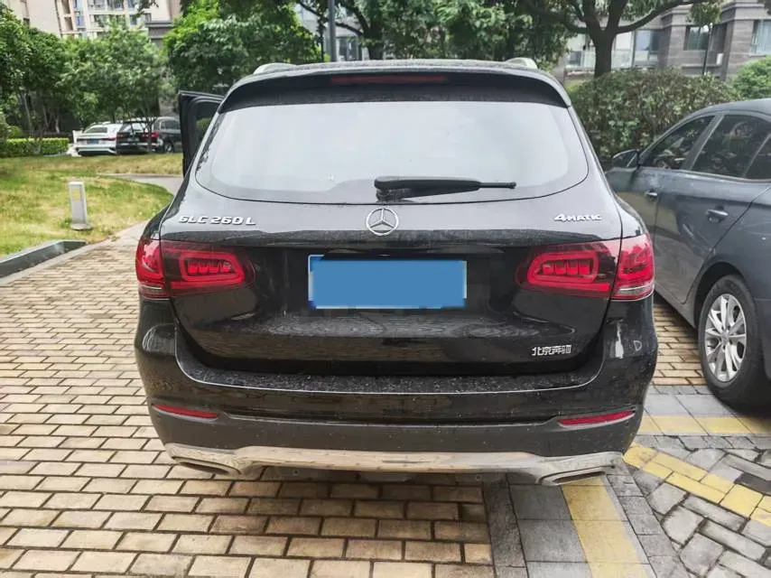 2021 Mercedes-Benz GLC Class 2.0T 197HP L4 9AT,autocango,china used car exporter,china ev exporter,chinese used car exporter,chinese used ev exporter