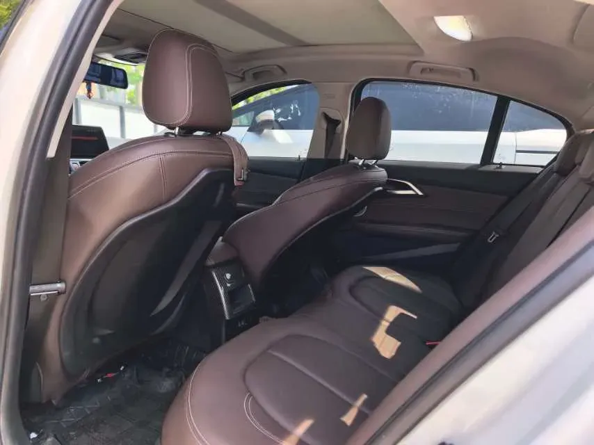 2022 BMW 1 Series 1.5T 140HP L3 7DCT,autocango,china used car exporter,china ev exporter,chinese used car exporter,chinese used ev exporter