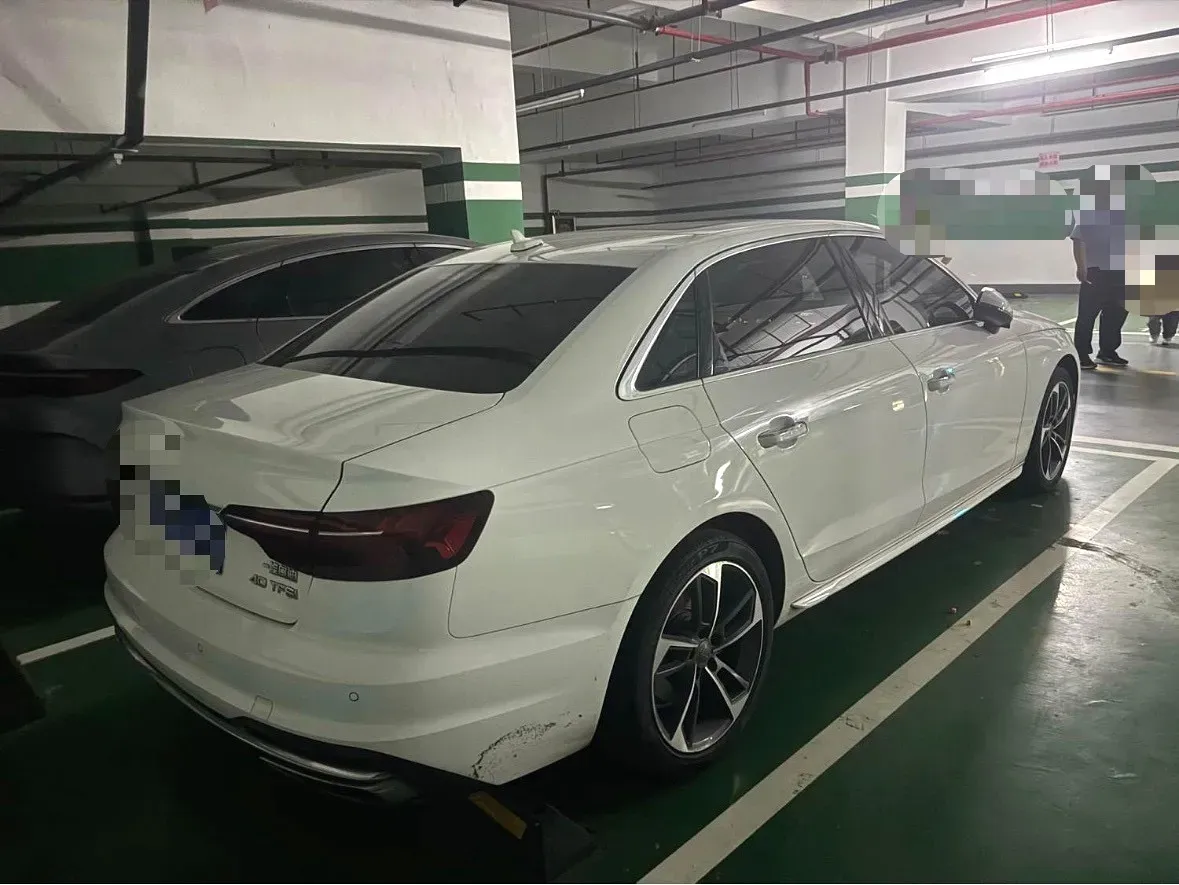 2020 Audi A4L 2.0T 190HP L4 7DCT,autocango,china used car exporter,china ev exporter,chinese used car exporter,chinese used ev exporter