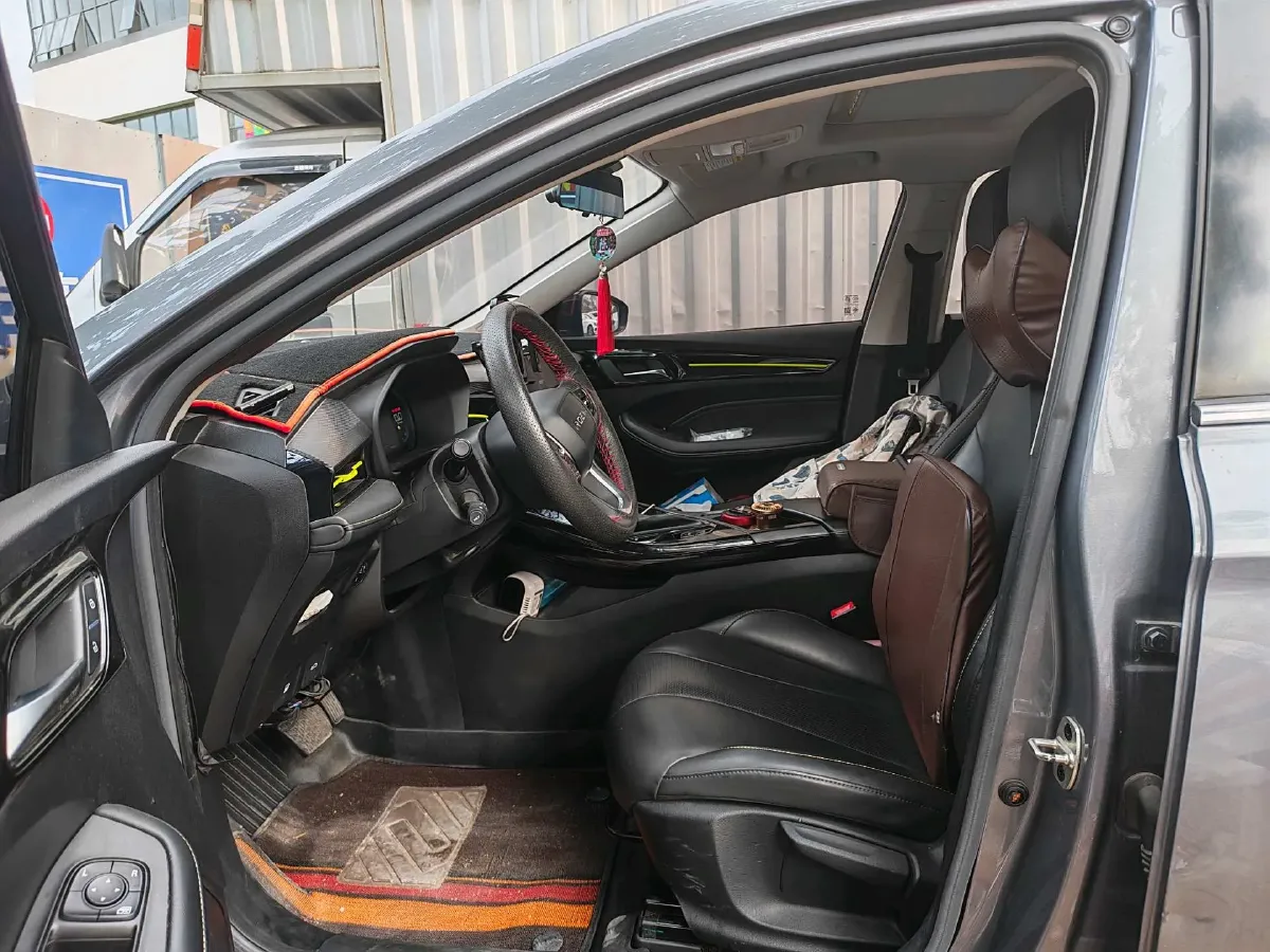 2021 Roewe i5 1.5L 120HP L4 CVT,autocango,china used car exporter,china ev exporter,chinese used car exporter,chinese used ev exporter