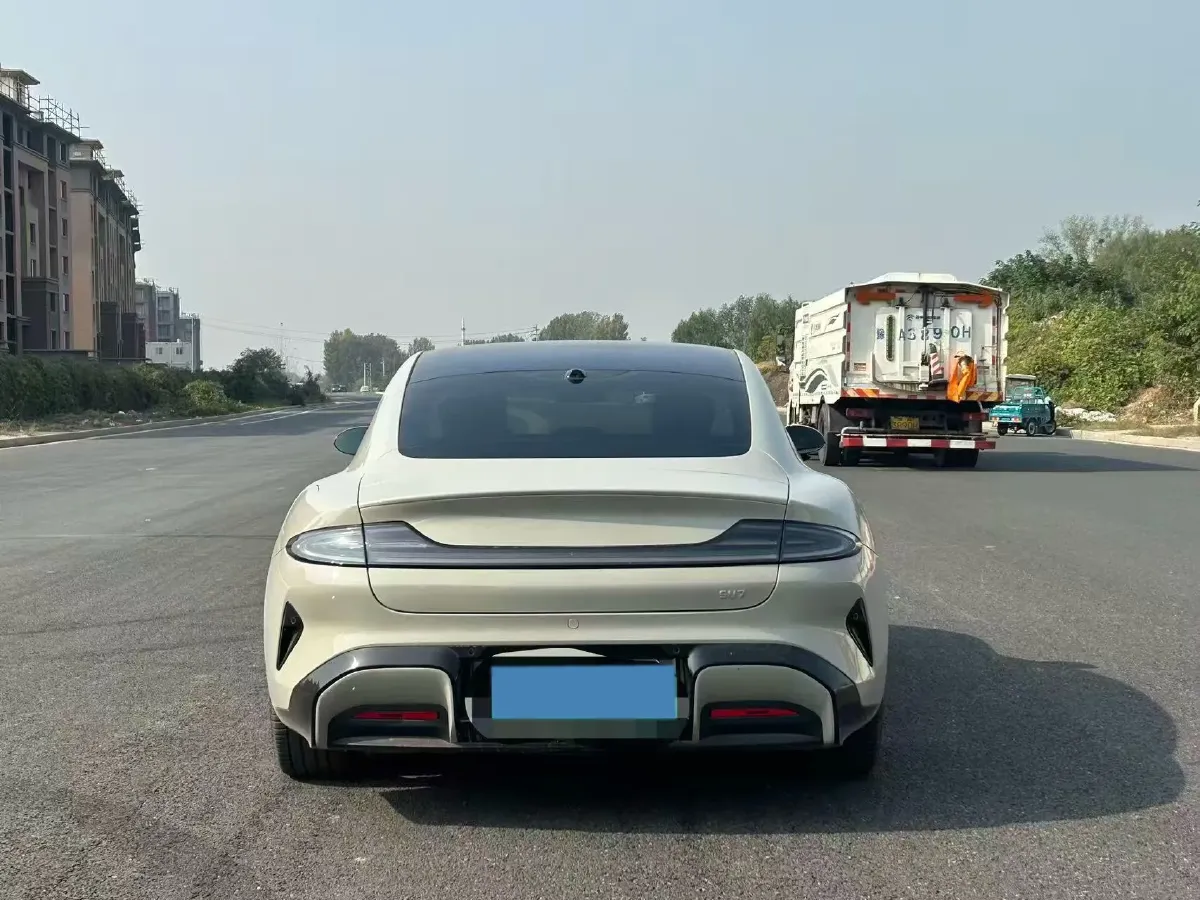 2024 MI SU7 BEV 73.6KWH,autocango,china used car exporter,china ev exporter,chinese used car exporter,chinese used ev exporter