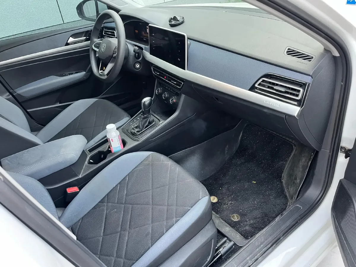 2024 Volkswagen Lavida 1.5L 110HP L4 6AT,autocango,china used car exporter,china ev exporter,chinese used car exporter,chinese used ev exporter