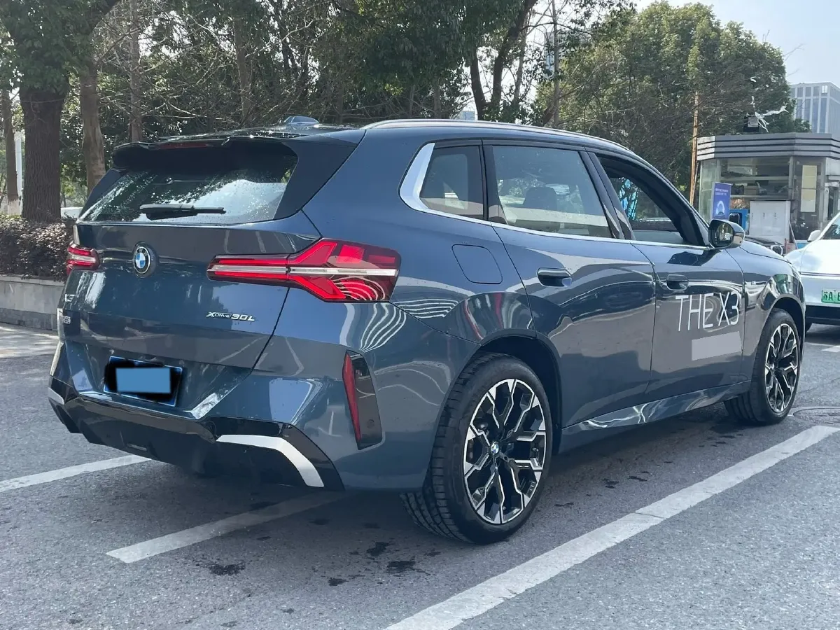 2025 BMW X3 2.0T 258HP L4 8AT,autocango,china used car exporter,china ev exporter,chinese used car exporter,chinese used ev exporter