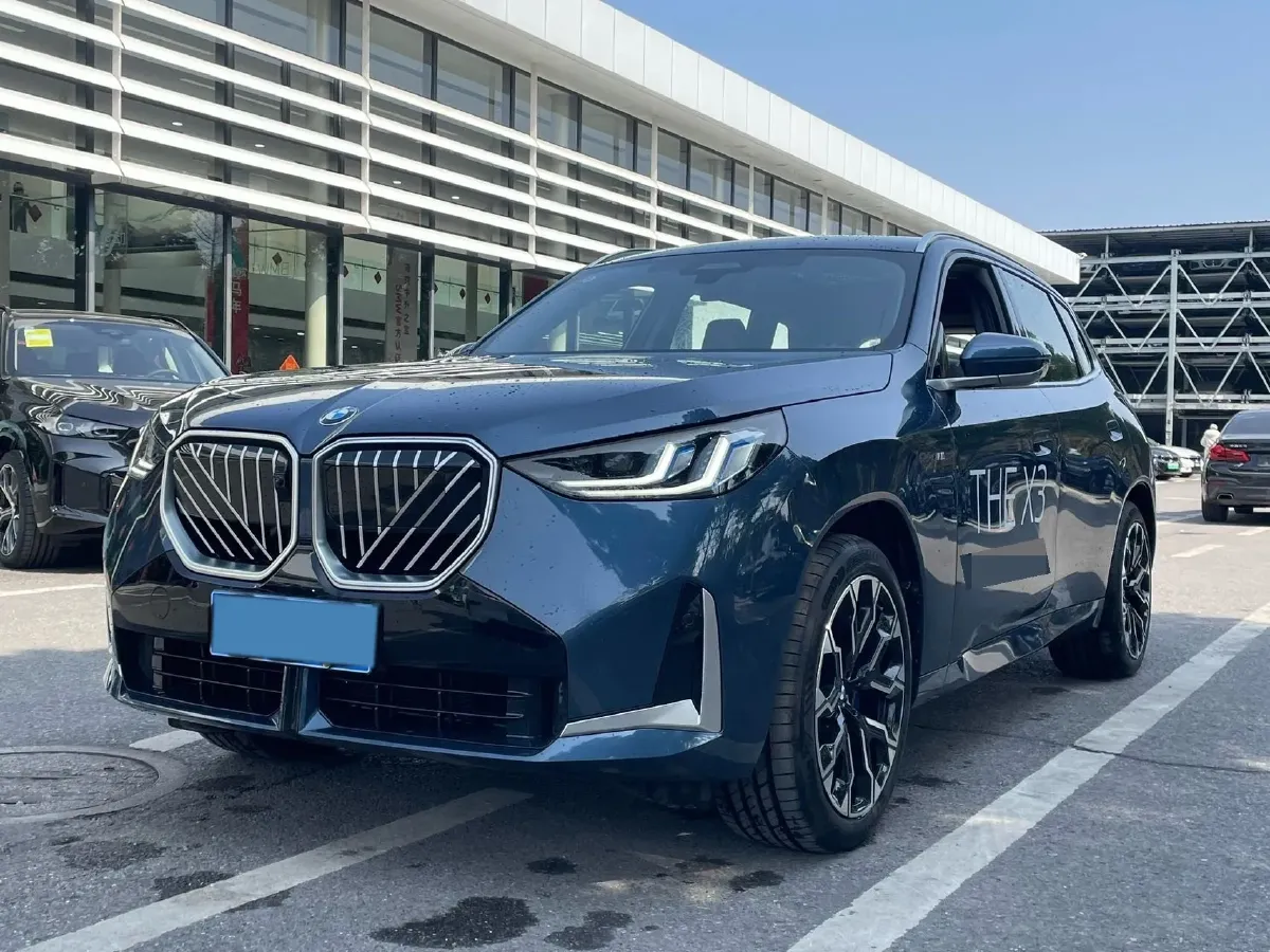 2025 BMW X3 2.0T 258HP L4 8AT,autocango,china used car exporter,china ev exporter,chinese used car exporter,chinese used ev exporter