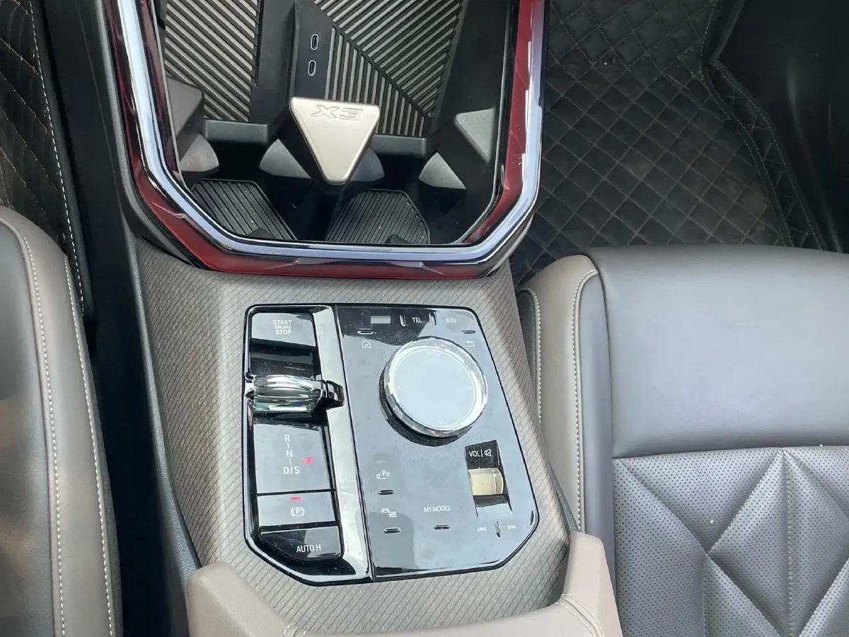 2025 BMW X3 2.0T 258HP L4 8AT,autocango,china used car exporter,china ev exporter,chinese used car exporter,chinese used ev exporter