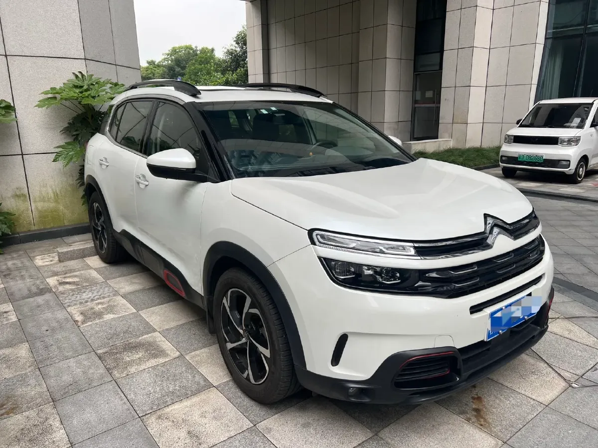 2019 Citroen C5 Aircross 1.6T 170HP L4 6AT,autocango,china used car exporter,china ev exporter,chinese used car exporter,chinese used ev exporter