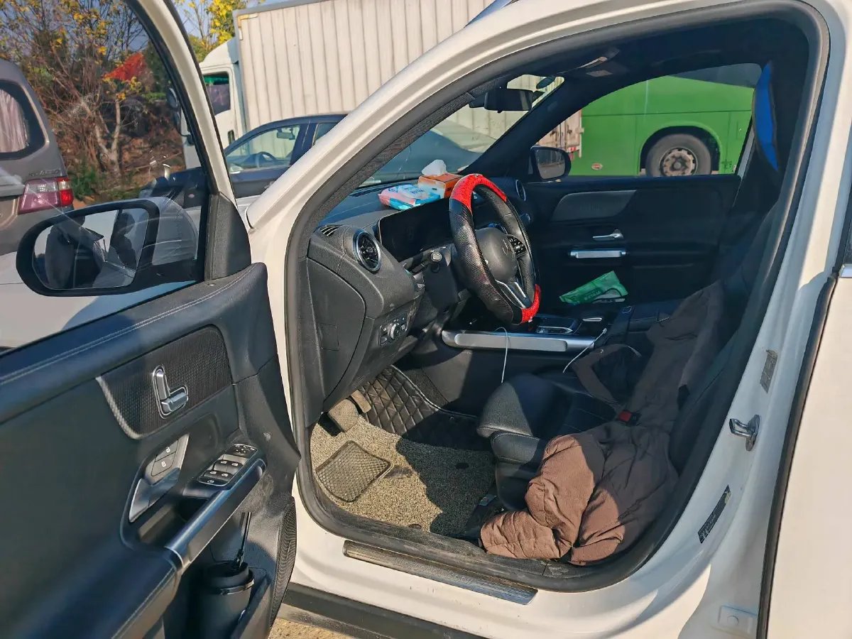 2020 Mercedes-Benz GLB Class 1.3T 163HP L4 7DCT,autocango,china used car exporter,china ev exporter,chinese used car exporter,chinese used ev exporter