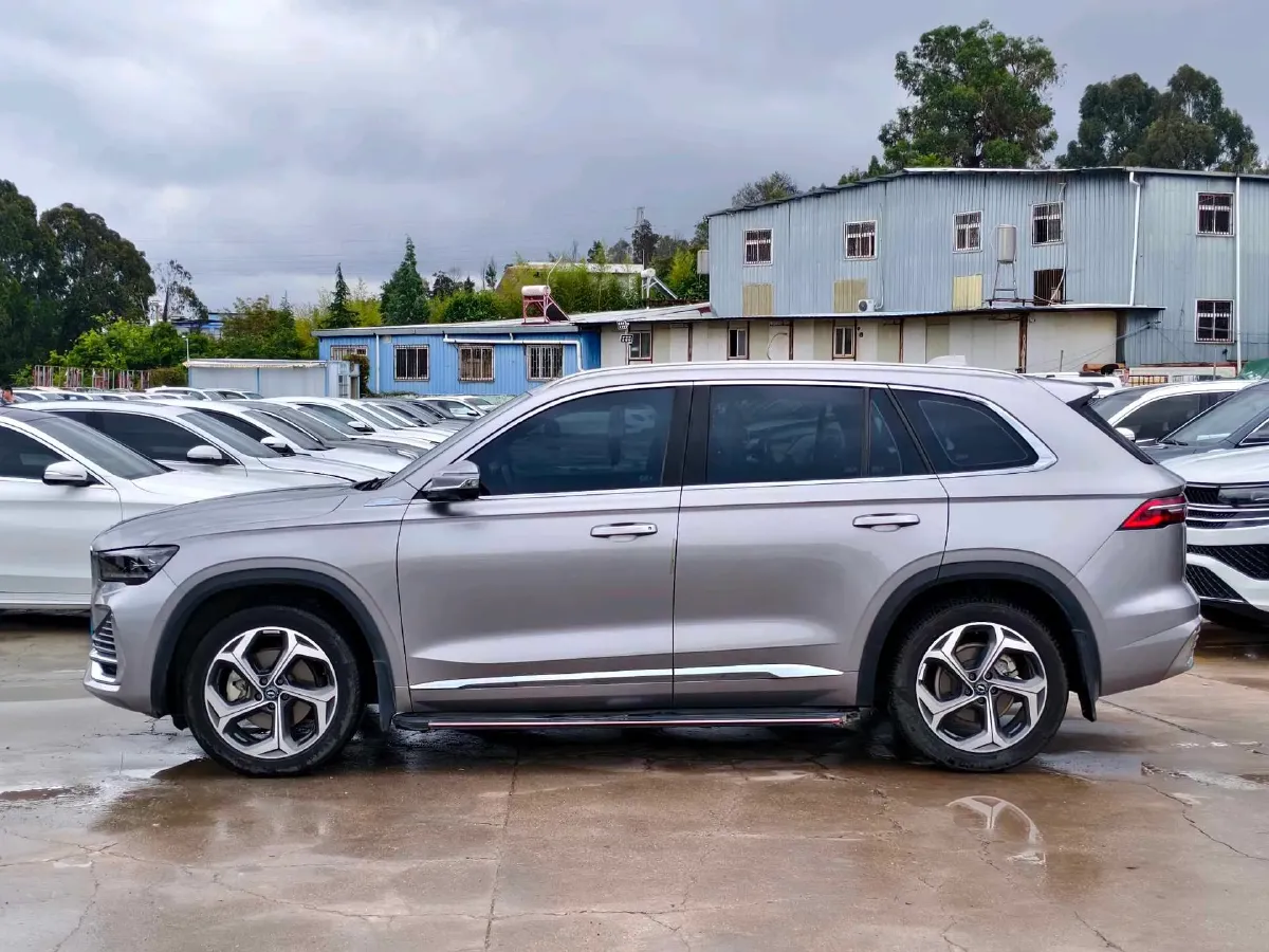 2021 Geely Monjaro 2.0T 218HP L4 7DCT,autocango,china used car exporter,china ev exporter,chinese used car exporter,chinese used ev exporter