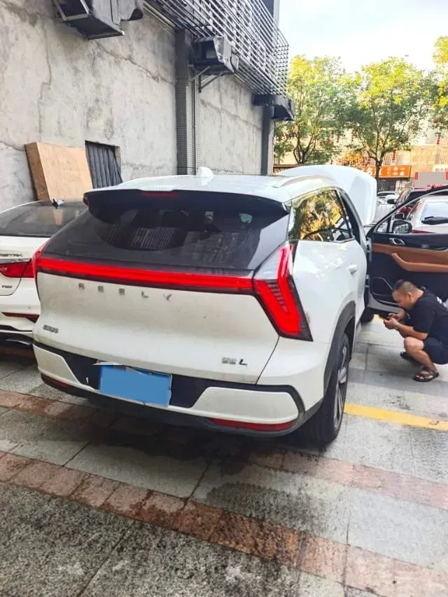 2025 Geely StarRay 1.5T 181HP L4 7DCT,autocango,china used car exporter,china ev exporter,chinese used car exporter,chinese used ev exporter
