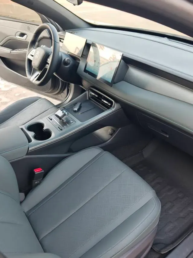 2025 BYD Seal05 DM-i 1.5L 101HP L4 E-CVT PHEV 7.68KWH,autocango,china used car exporter,china ev exporter,chinese used car exporter,chinese used ev exporter
