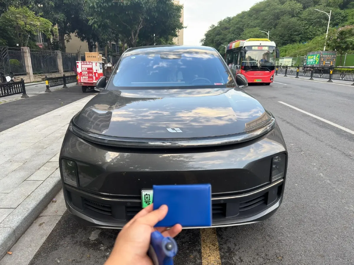 2023 Li L7 Range Extended 154HP REEV 40.9KWH,autocango,china used car exporter,china ev exporter,chinese used car exporter,chinese used ev exporter