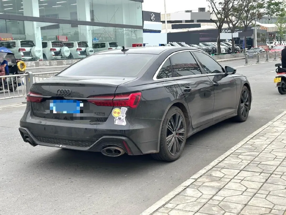 2022 Audi A6L 2.0T 224HP L4 7DCT,autocango,china used car exporter,china ev exporter,chinese used car exporter,chinese used ev exporter