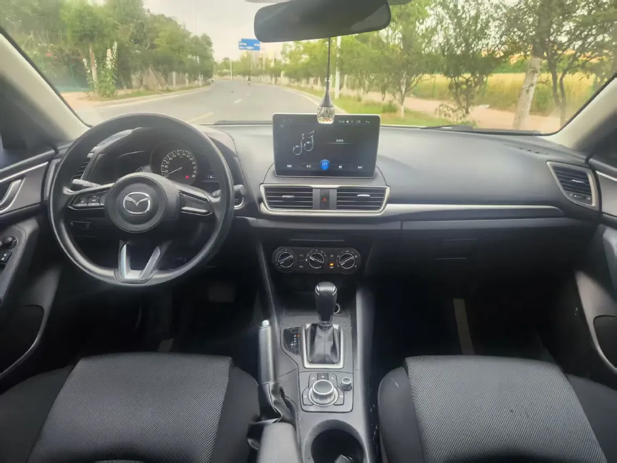2017 Mazda 3 Axela 1.5L 117HP L4 6AT,autocango,china used car exporter,china ev exporter,chinese used car exporter,chinese used ev exporter